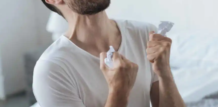 临沂男性私处瘙痒难耐,这可怎么办(图1) 临沂男性私处瘙痒难耐,这可怎么办(图1)